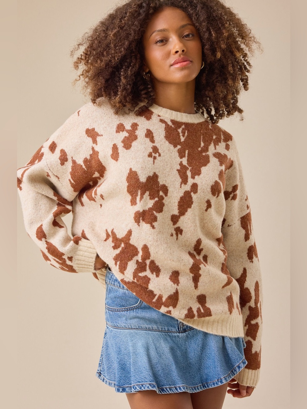 Altar’d State Sweater Womens Medium Brown Cow Print Crewneck